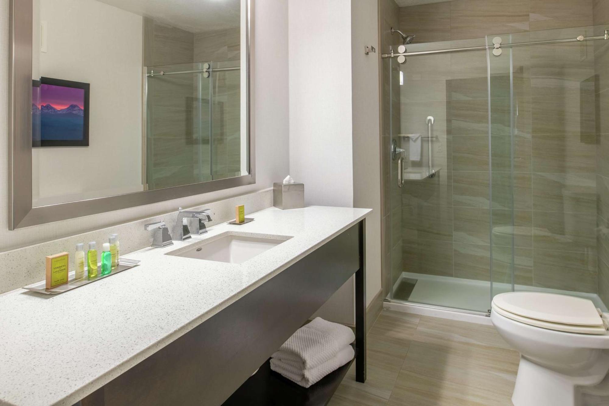 Doubletree By Hilton Portland Tigard Ξενοδοχείο Εξωτερικό φωτογραφία