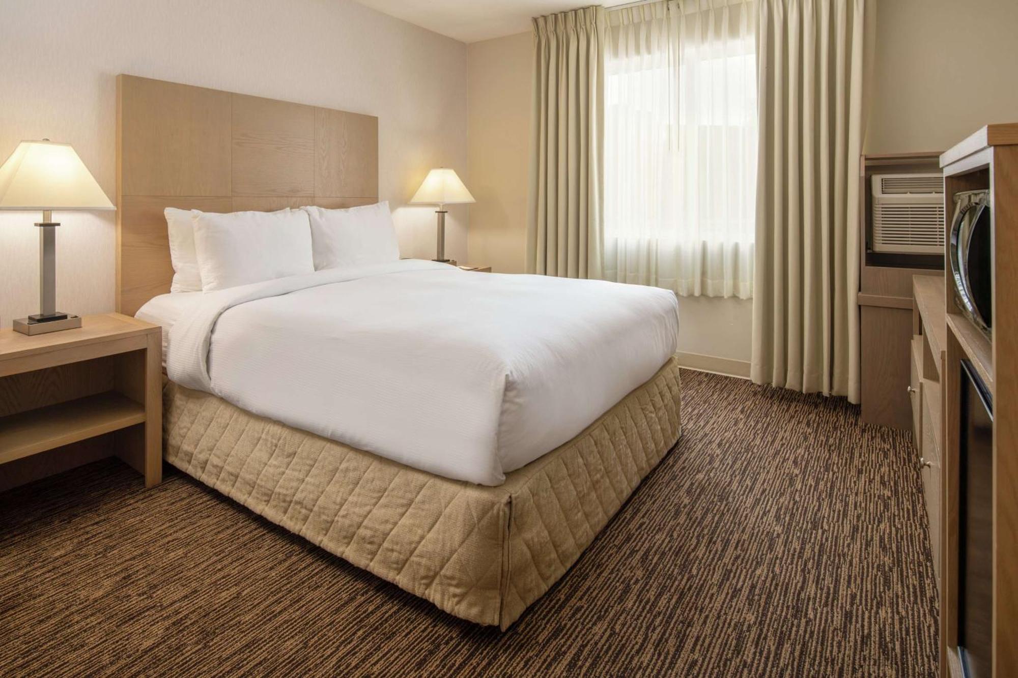 Doubletree By Hilton Portland Tigard Ξενοδοχείο Εξωτερικό φωτογραφία