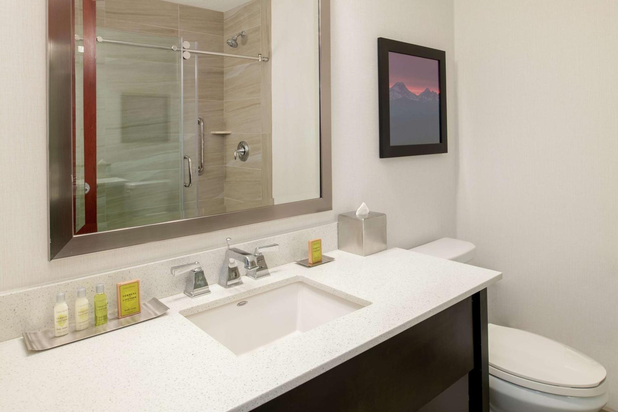 Doubletree By Hilton Portland Tigard Ξενοδοχείο Εξωτερικό φωτογραφία