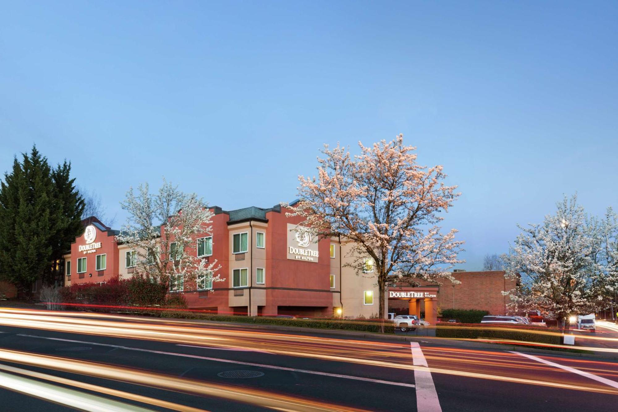 Doubletree By Hilton Portland Tigard Ξενοδοχείο Εξωτερικό φωτογραφία